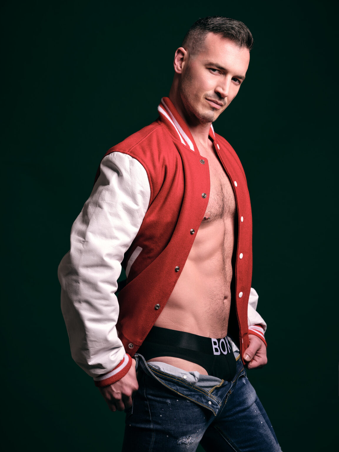 Derek Kage on Making it in Porn, Dating & His Very Sexy Voice Boys To